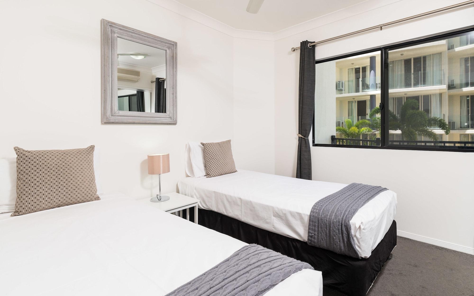 Jack And Newell Holiday Apartments Cairns Exterior photo