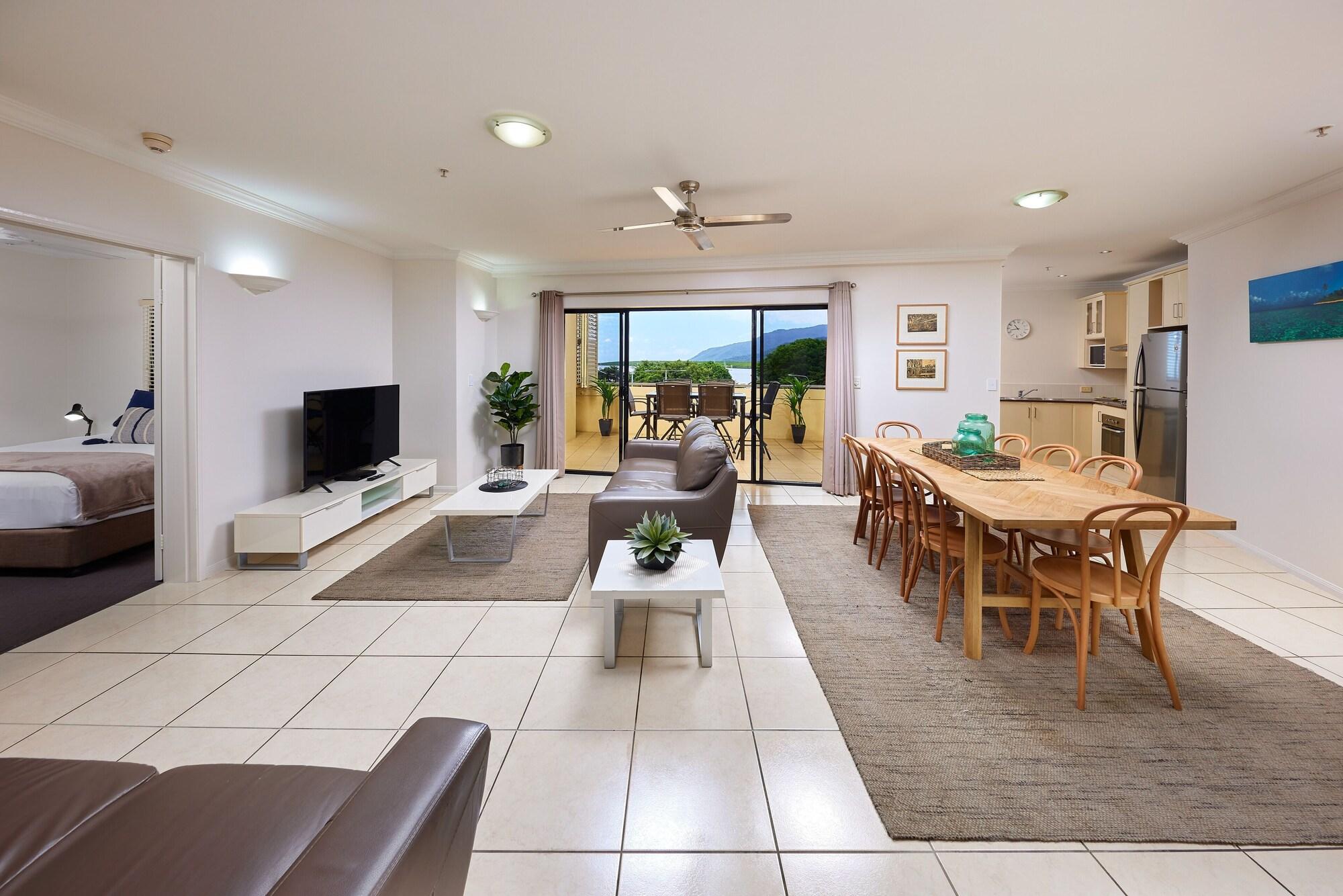 Jack And Newell Holiday Apartments Cairns Exterior photo